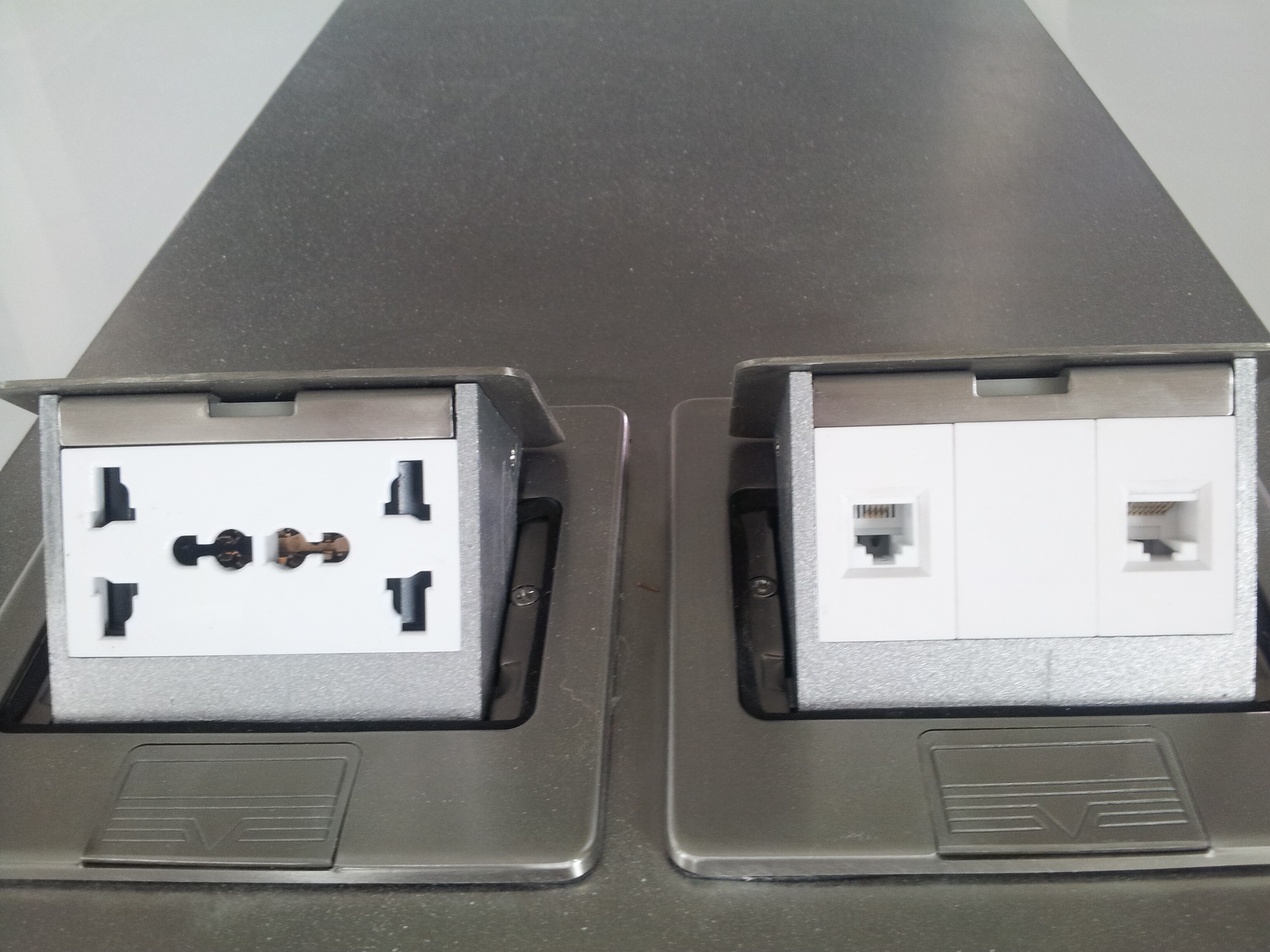 meeting desktop power outlet